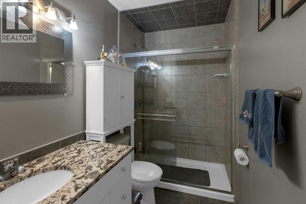 31 Rundlelawn Court Ne, Calgary, Alberta  T1Y 3H3 - Photo 4 - A2259348