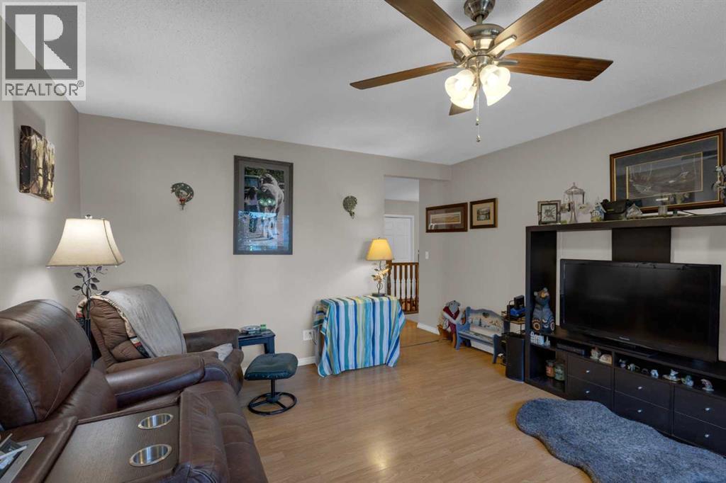 31 Rundlelawn Court Ne, Calgary, Alberta  T1Y 3H3 - Photo 8 - A2259348