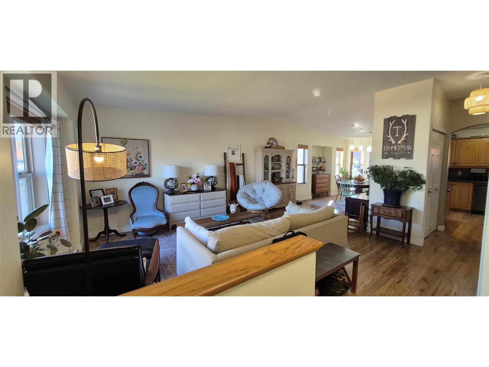 1409 Southview Drive, Cranbrook, British Columbia V1C 6S1 - Photo 4 - 10367697