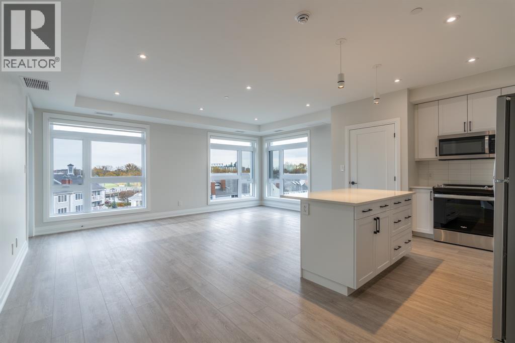 1540 Venetian Boulevard Unit# 202, Point Edward photo 3