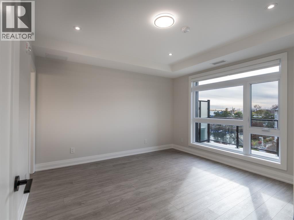 1540 Venetian Boulevard Unit# 202, Point Edward photo 6