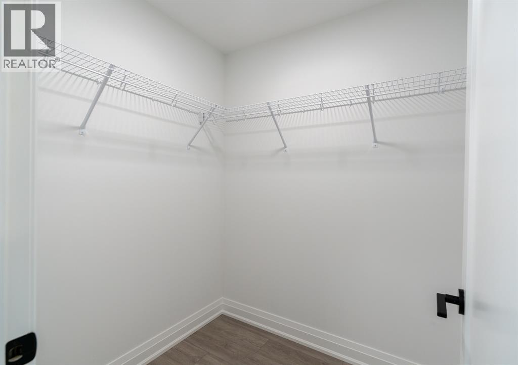 1540 Venetian Boulevard Unit# 202, Point Edward photo 8