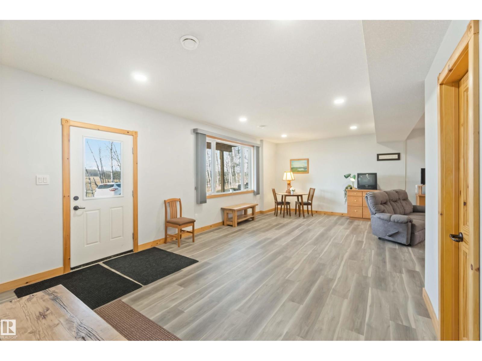 30 59209 Hwy 18, Rural Barrhead County, Alberta  T7N 1N3 - Photo 31 - E4465070