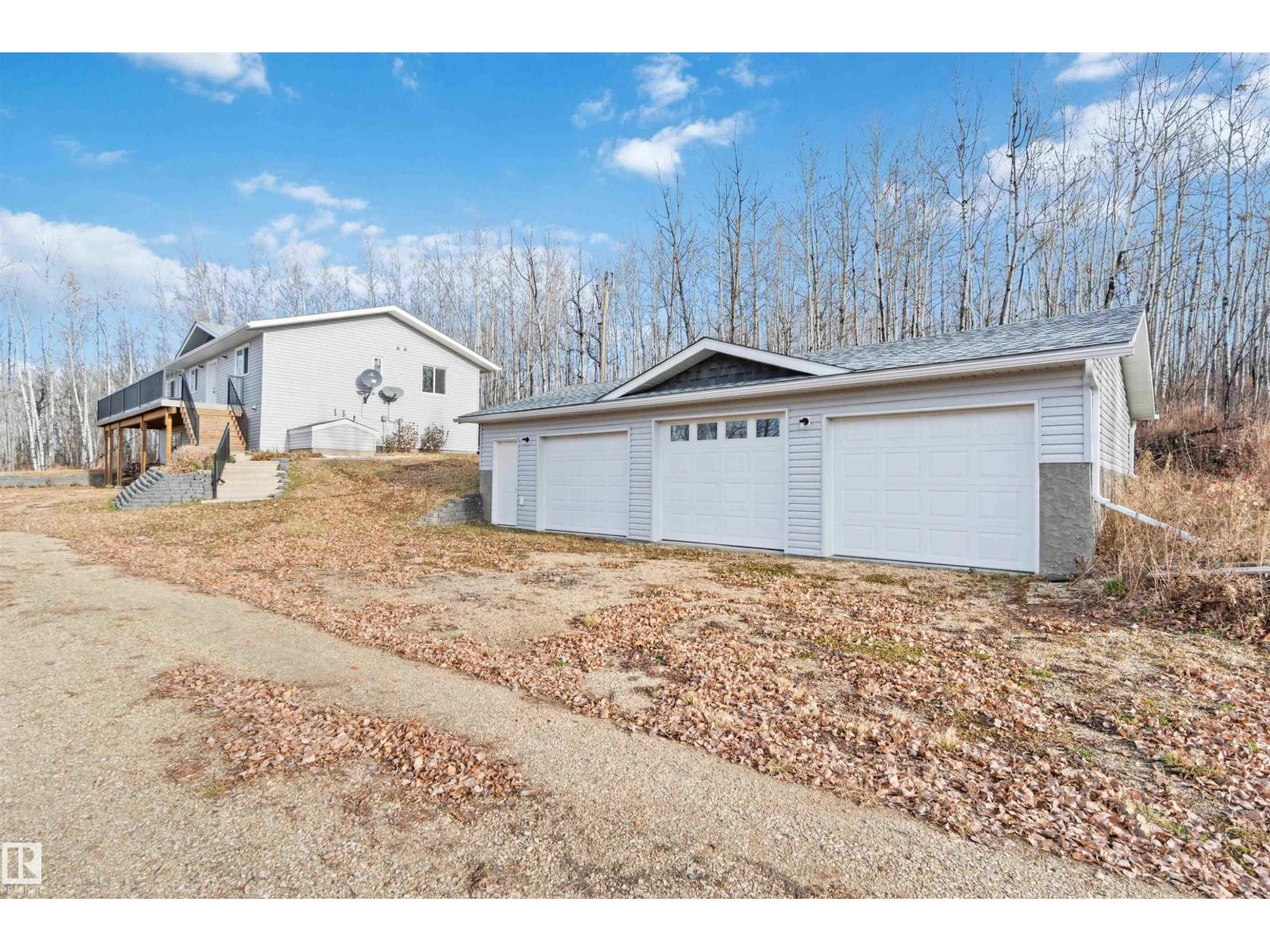 30 59209 Hwy 18, Rural Barrhead County, Alberta  T7N 1N3 - Photo 5 - E4465070