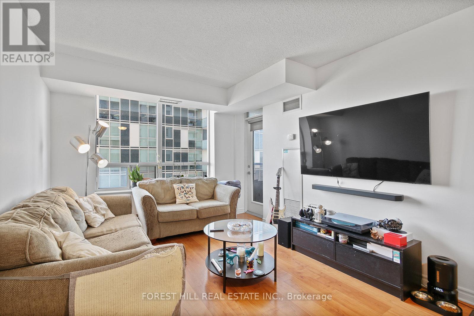 1029 - 5233 Dundas Street W, Toronto (Islington-City Centre West), Ontario  M9B 6M1 - Photo 8 - W12487743