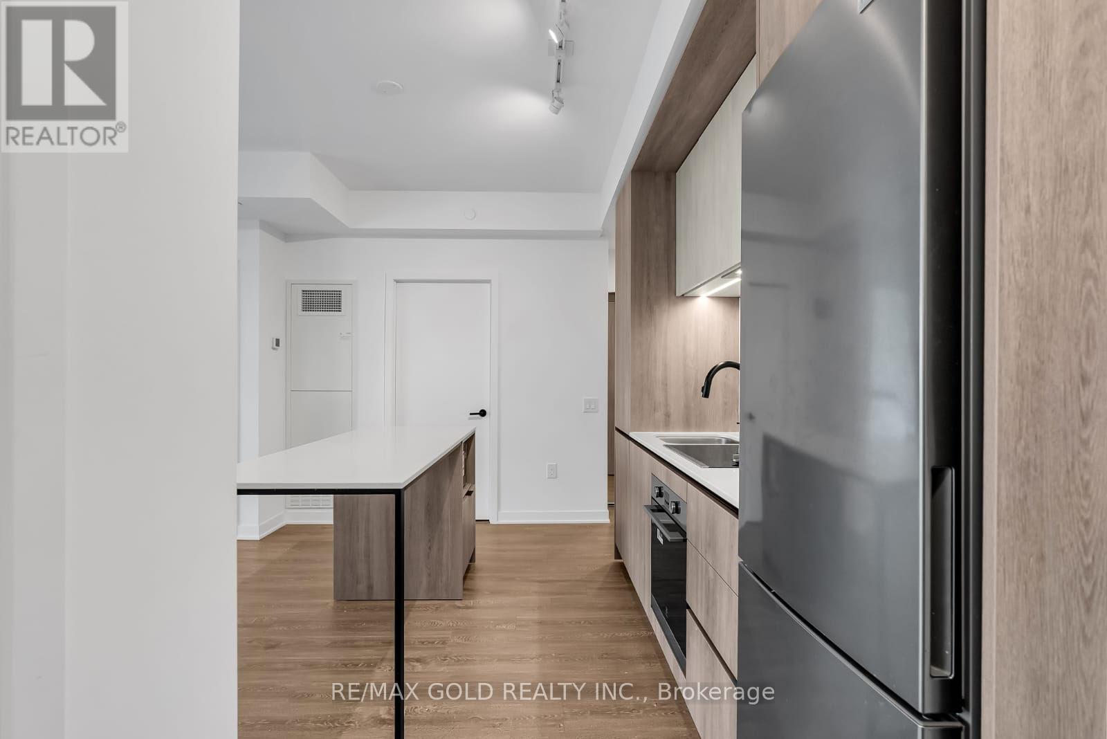 1009 - 2495 Eglinton Avenue W, Mississauga, Ontario  L5M 2T2 - Photo 17 - W12520052