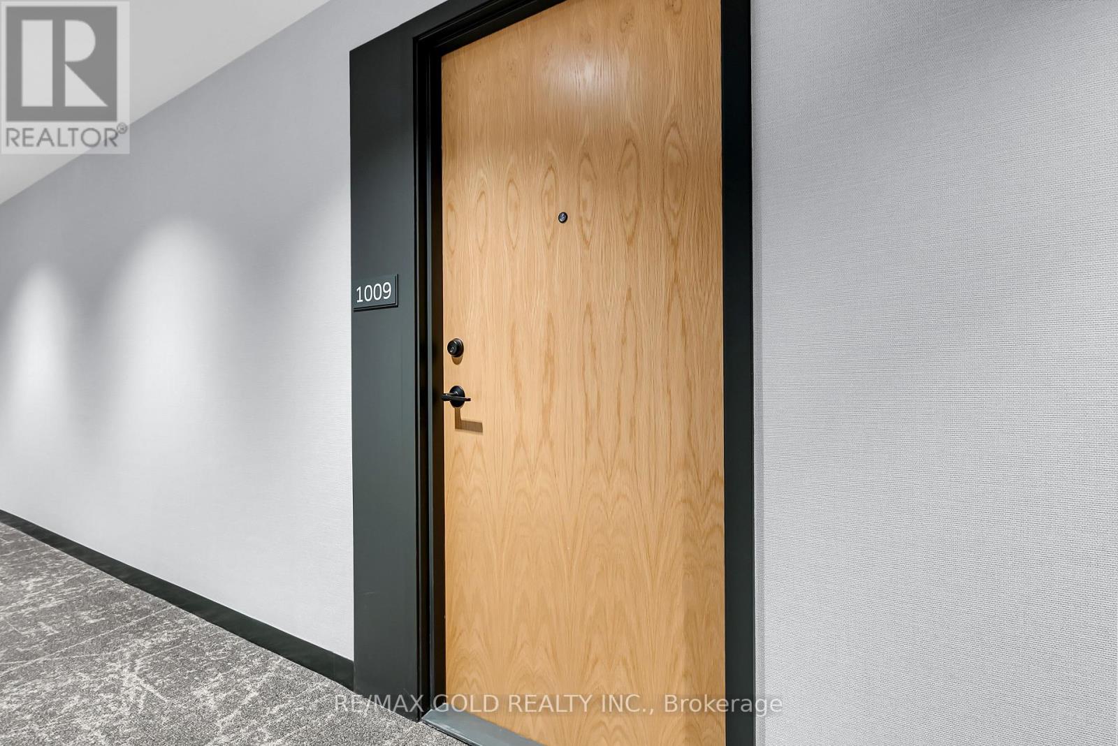 1009 - 2495 Eglinton Avenue W, Mississauga, Ontario  L5M 2T2 - Photo 3 - W12520052