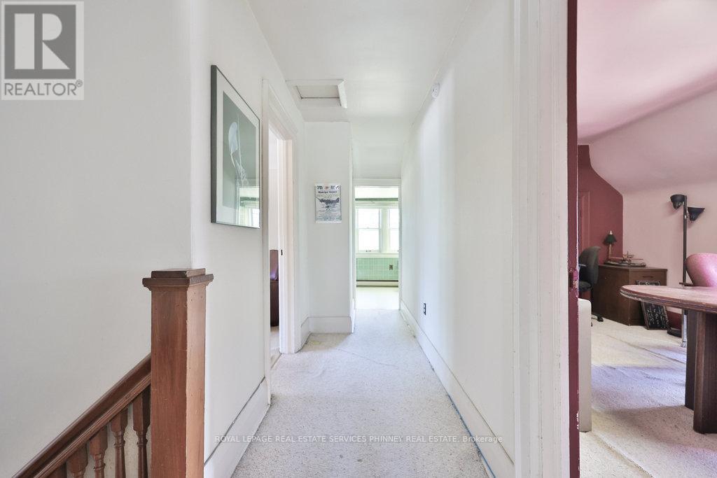 160 King Street E, Mississauga, Ontario  L5A 1T2 - Photo 28 - W12521370