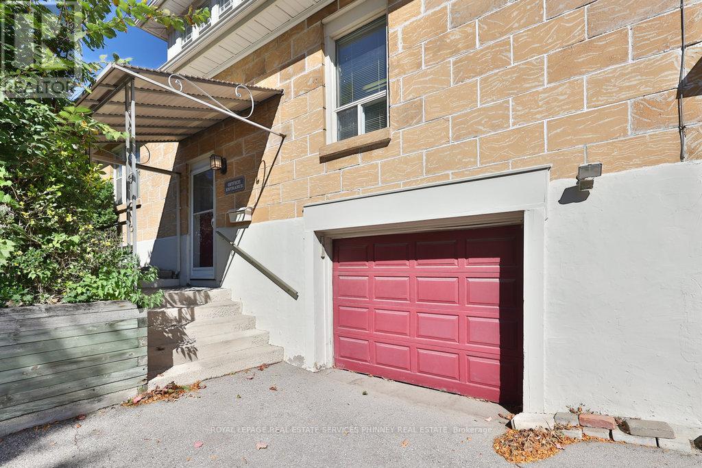 160 King Street E, Mississauga, Ontario L5A 1T2 - Photo 40 - W12521404