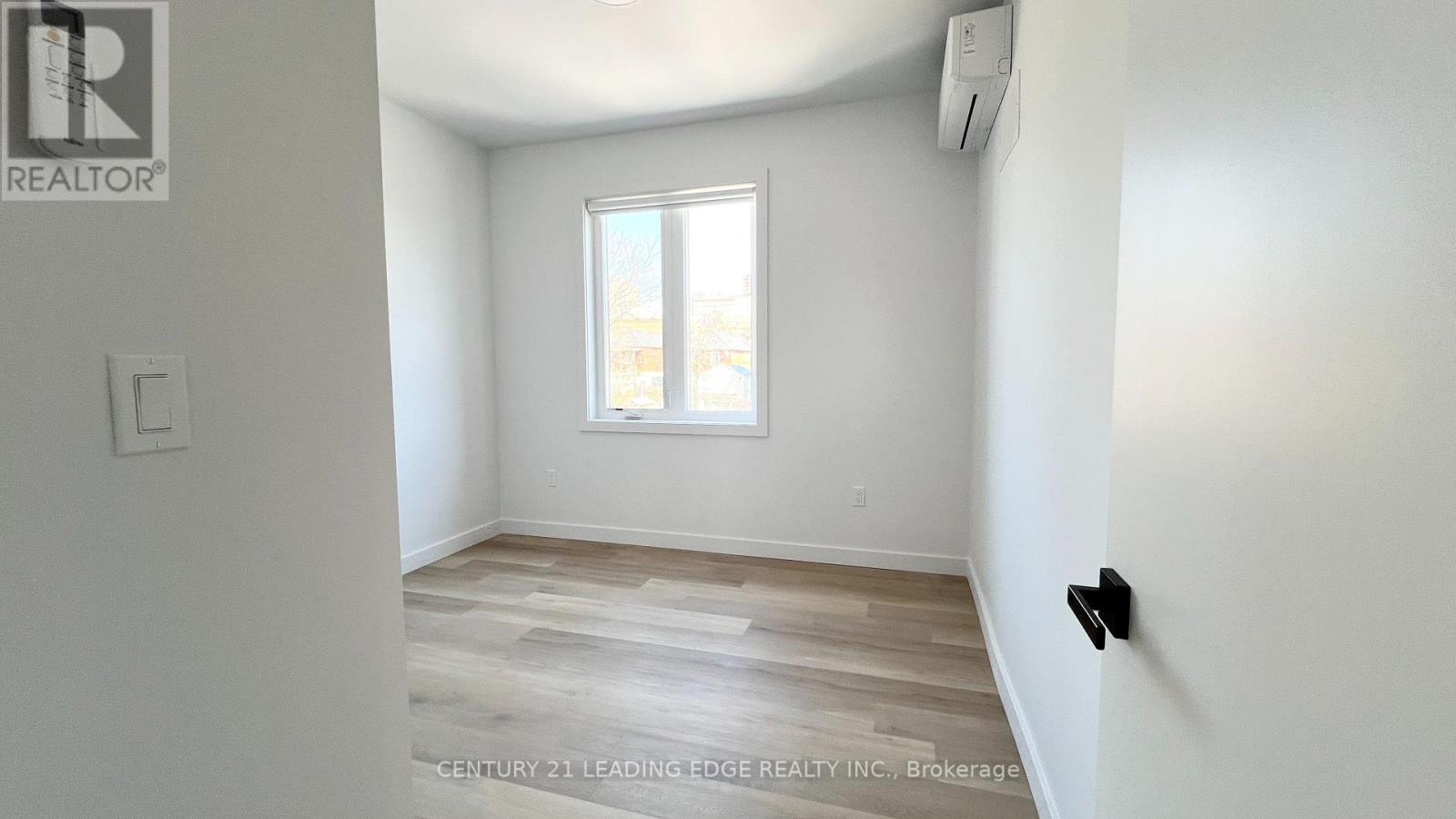 3 - 182 Cameron Avenue, Toronto (Keelesdale-Eglinton West), Ontario  M6M 1R7 - Photo 19 - W12521406