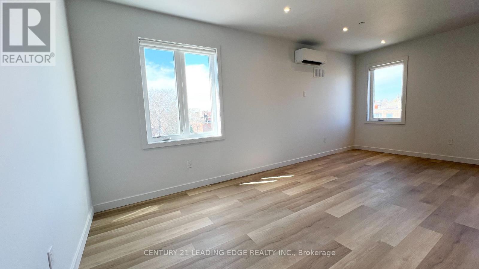 3 - 182 Cameron Avenue, Toronto (Keelesdale-Eglinton West), Ontario  M6M 1R7 - Photo 24 - W12521406