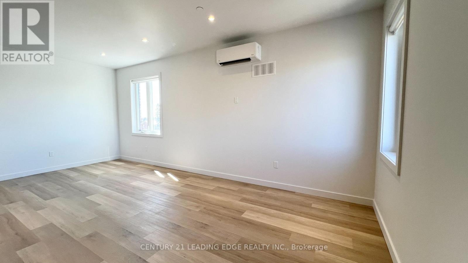 3 - 182 Cameron Avenue, Toronto (Keelesdale-Eglinton West), Ontario  M6M 1R7 - Photo 25 - W12521406