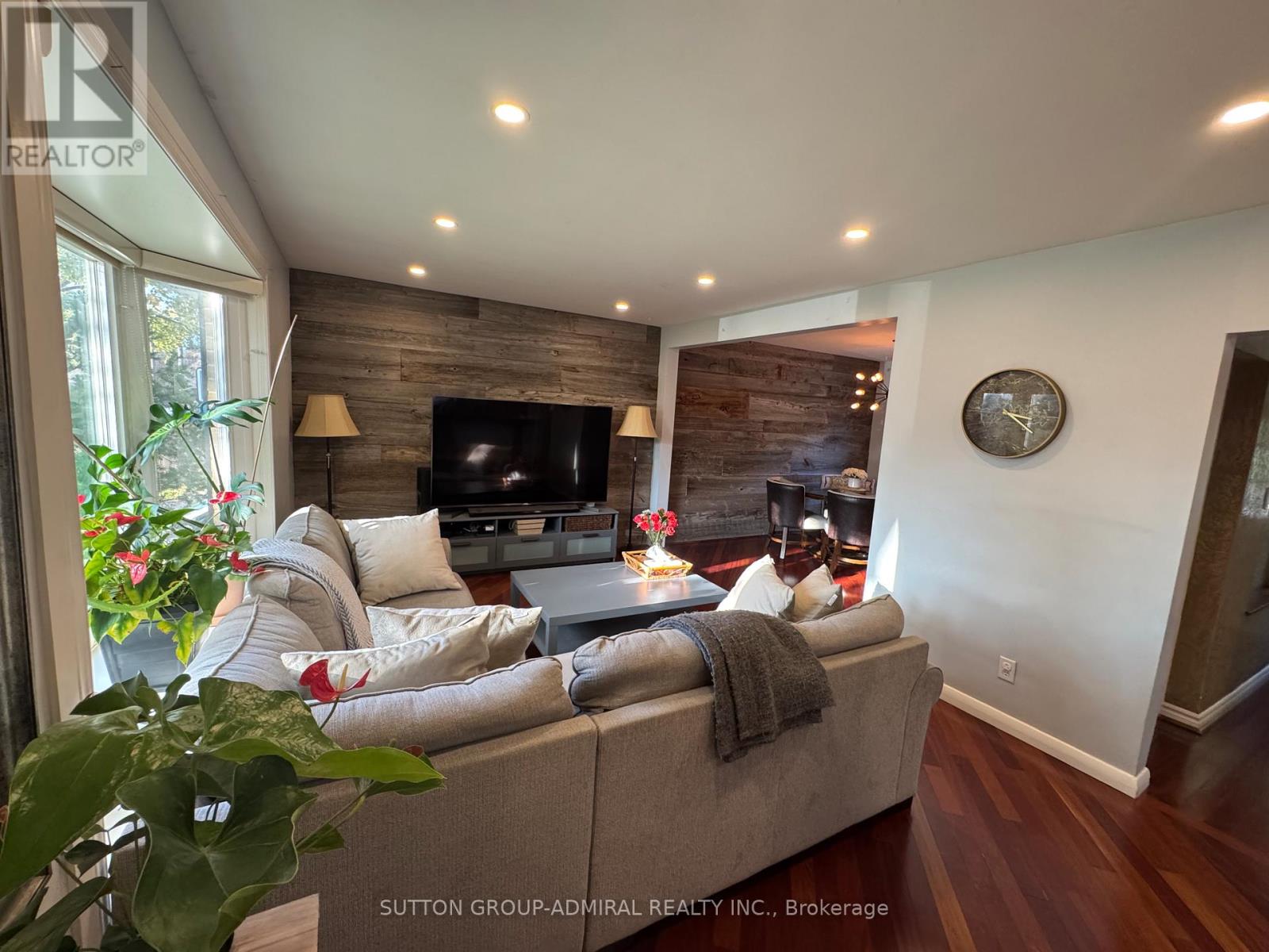 37 Coppermill Drive, Toronto, Ontario  M9W 3Z4 - Photo 3 - W12521414