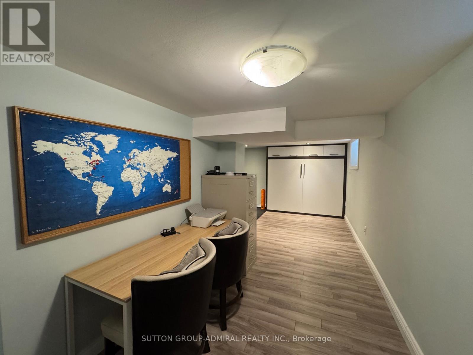 37 Coppermill Drive, Toronto, Ontario  M9W 3Z4 - Photo 30 - W12521414