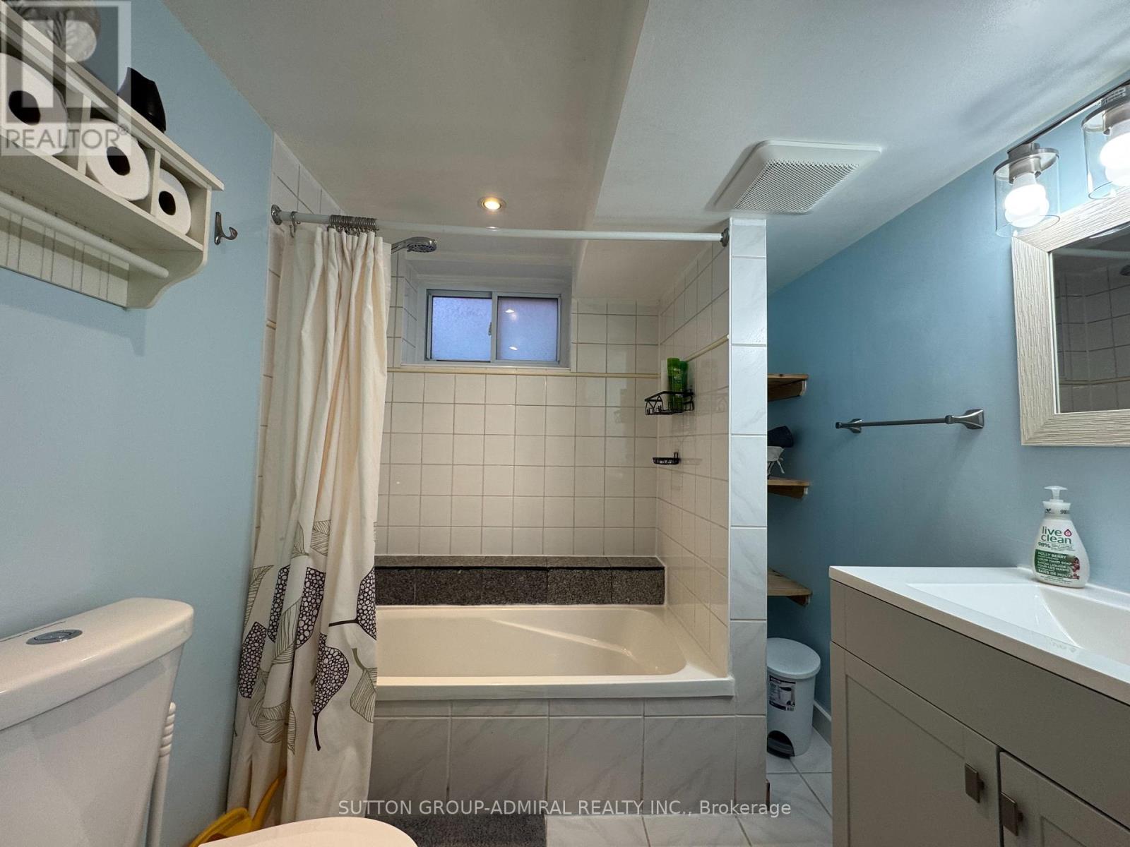 37 Coppermill Drive, Toronto, Ontario  M9W 3Z4 - Photo 37 - W12521414