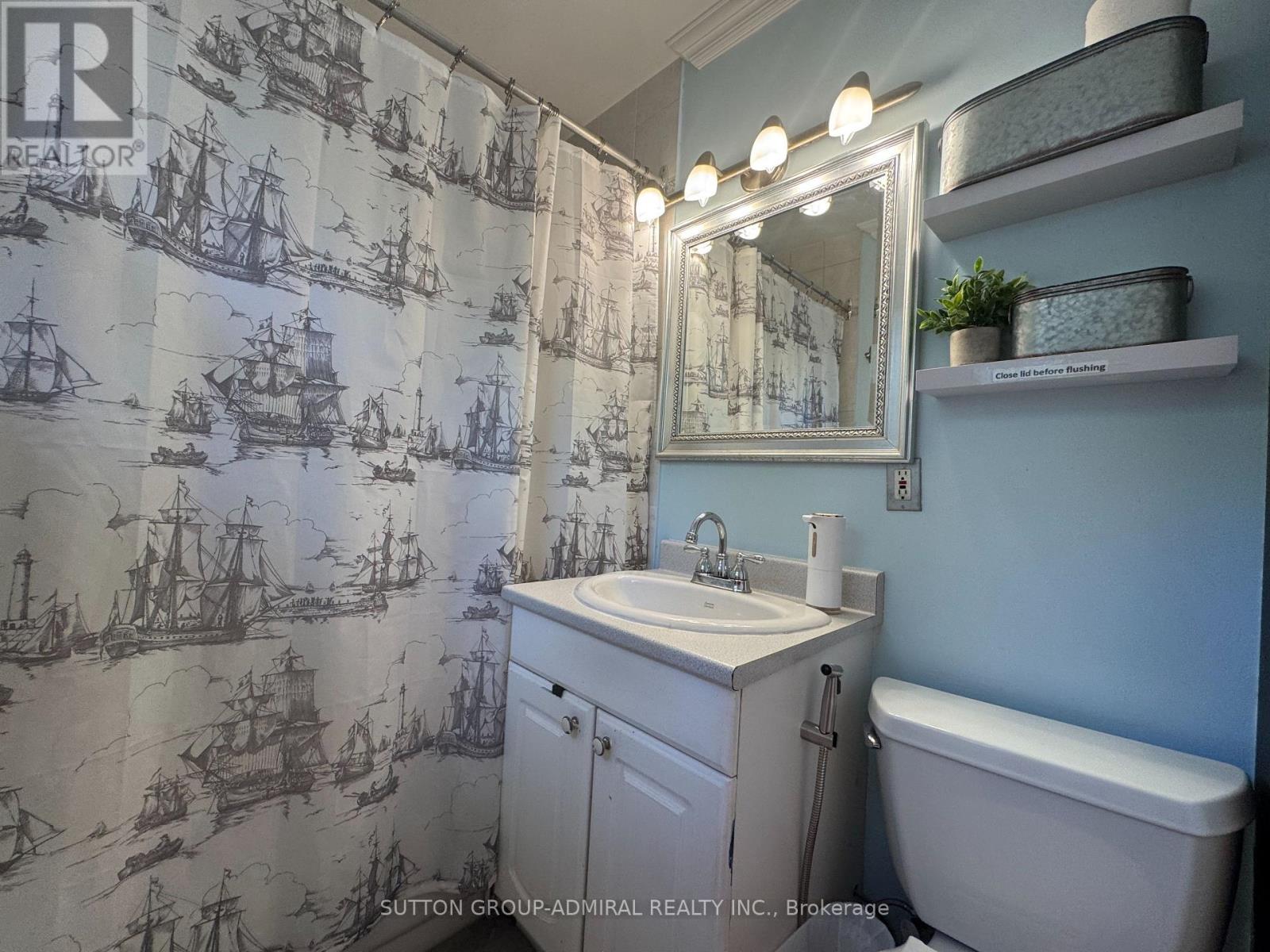 37 Coppermill Drive, Toronto, Ontario  M9W 3Z4 - Photo 40 - W12521414