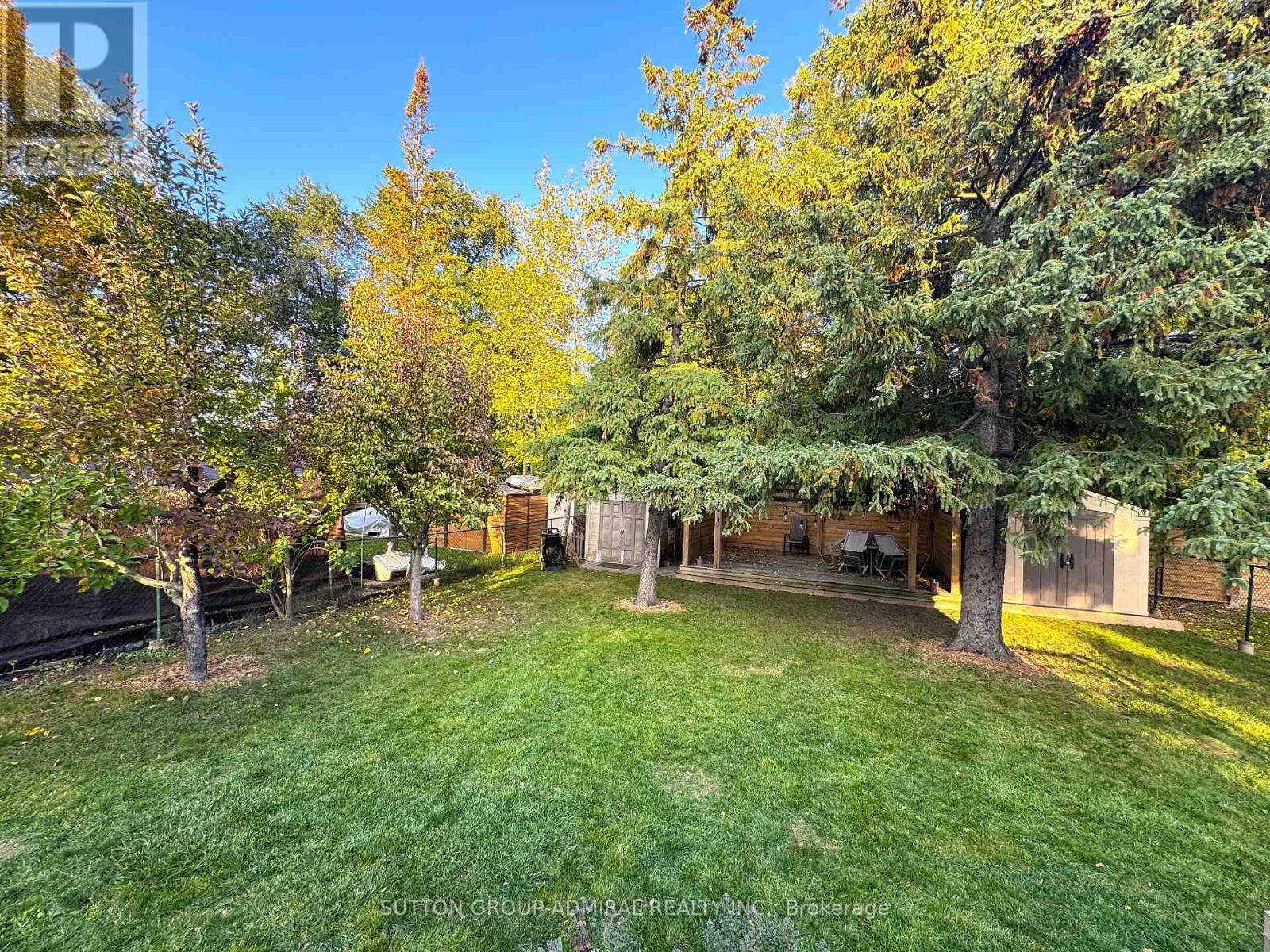 37 Coppermill Drive, Toronto, Ontario  M9W 3Z4 - Photo 43 - W12521414