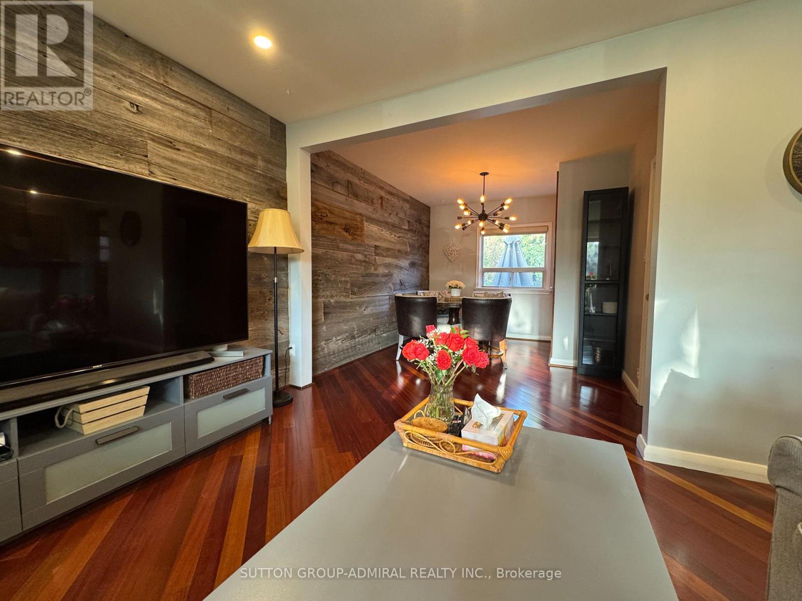 37 Coppermill Drive, Toronto, Ontario  M9W 3Z4 - Photo 9 - W12521414