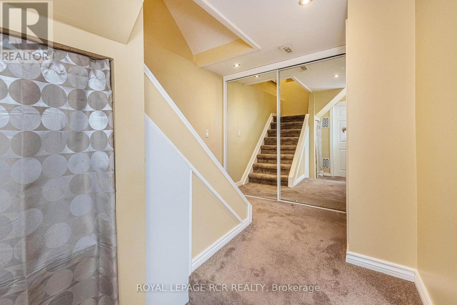 19 Shenstone Avenue, Brampton, Ontario  L6Z 2Y9 - Photo 15 - W12521416