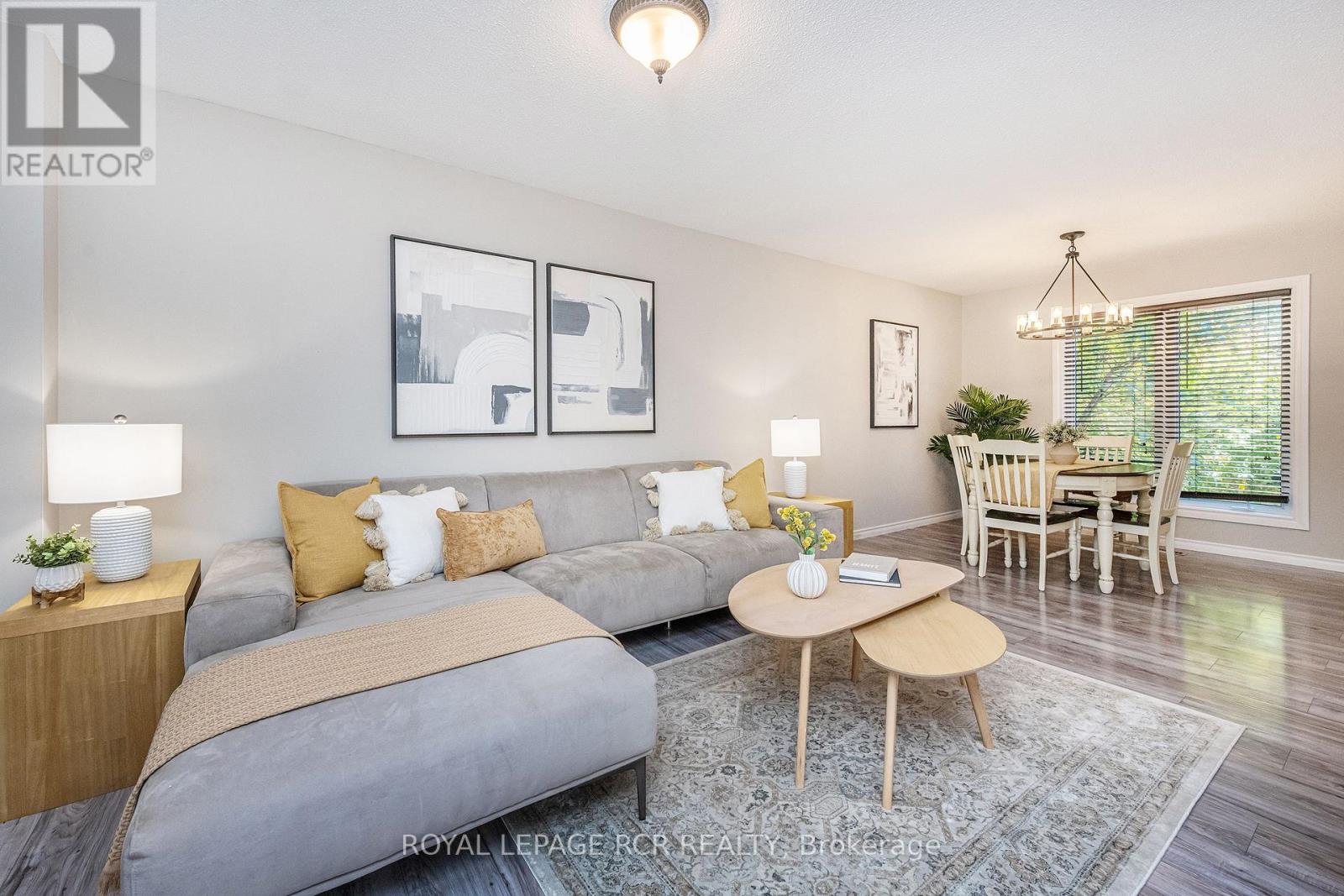 19 Shenstone Avenue, Brampton, Ontario  L6Z 2Y9 - Photo 4 - W12521416