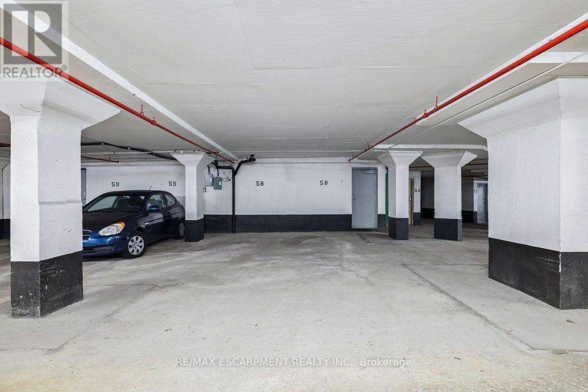 58 - 3029 Glencrest Road, Burlington, Ontario  L7N 3K1 - Photo 27 - W12521424