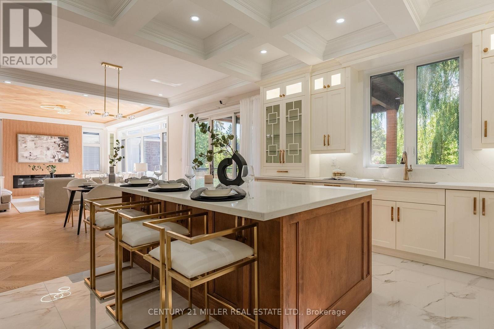 14 Crescent Road, Oakville, Ontario  L6K 1W4 - Photo 16 - W12521442