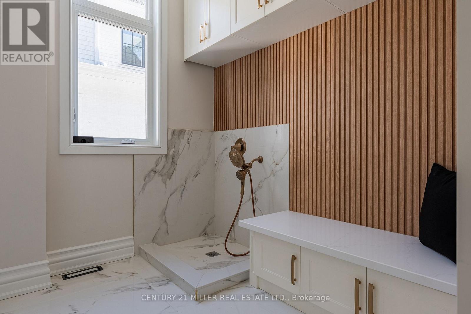 14 Crescent Road, Oakville, Ontario  L6K 1W4 - Photo 20 - W12521442