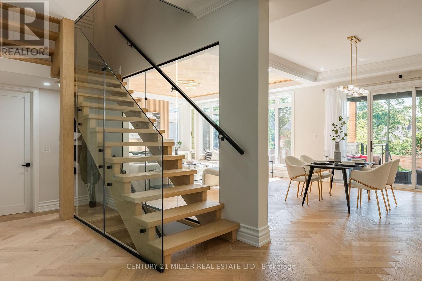 14 Crescent Road, Oakville, Ontario  L6K 1W4 - Photo 21 - W12521442