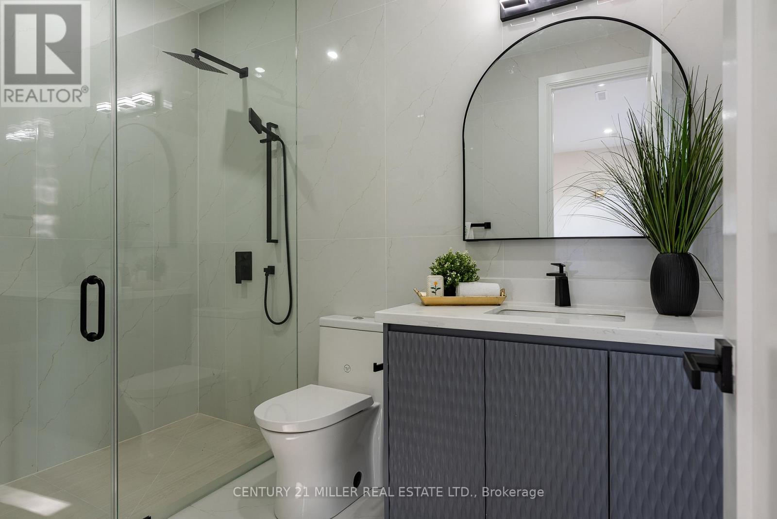 14 Crescent Road, Oakville, Ontario  L6K 1W4 - Photo 31 - W12521442