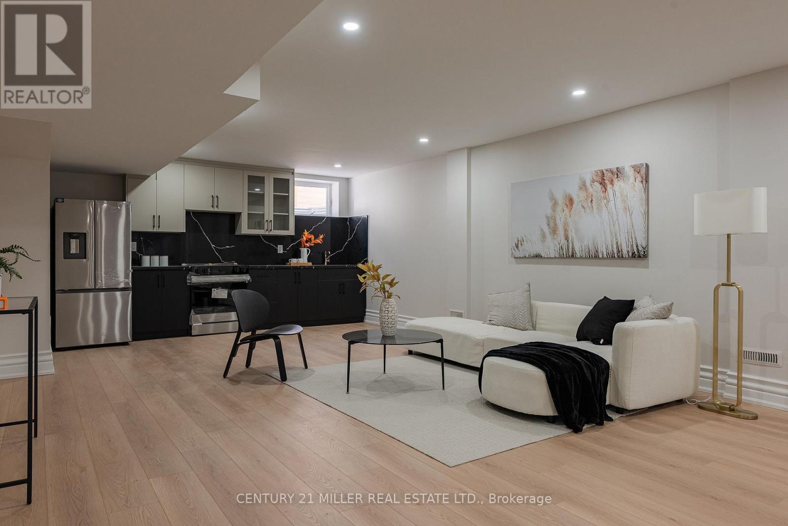 14 Crescent Road, Oakville, Ontario  L6K 1W4 - Photo 39 - W12521442