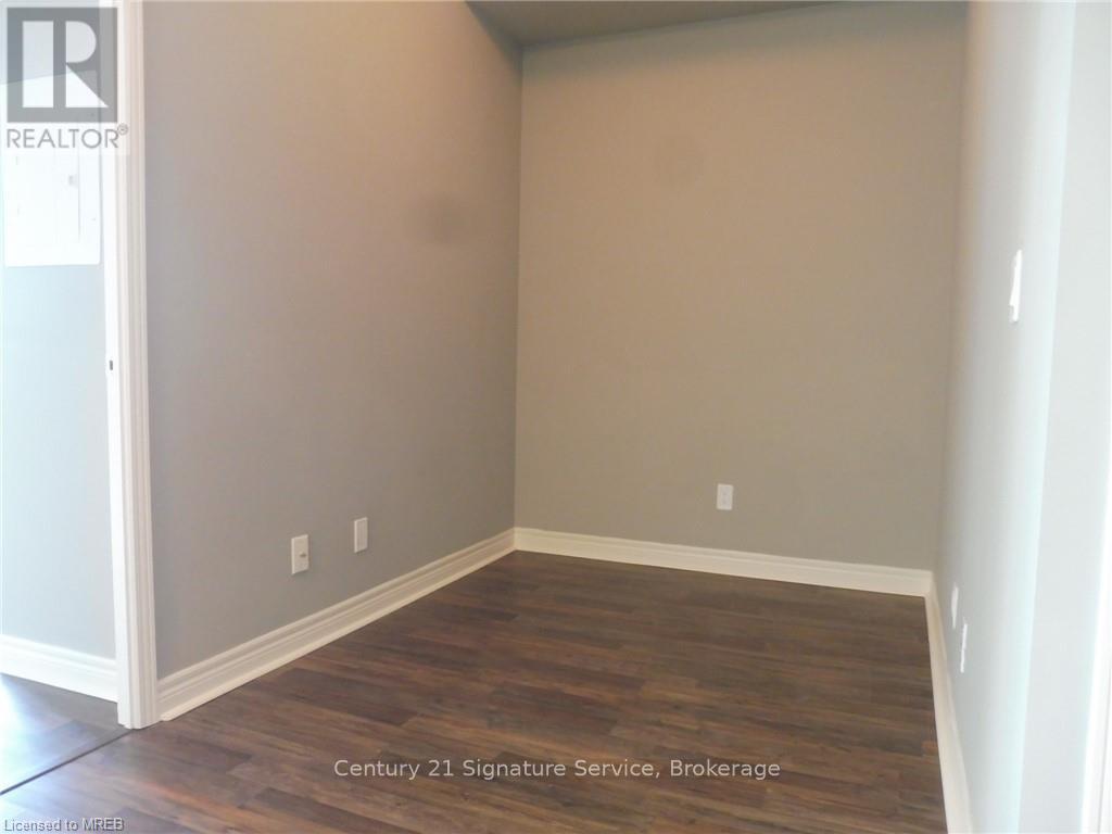 907 - 339 Rathburn Road W, Mississauga, Ontario  L5B 0K6 - Photo 6 - W12521458