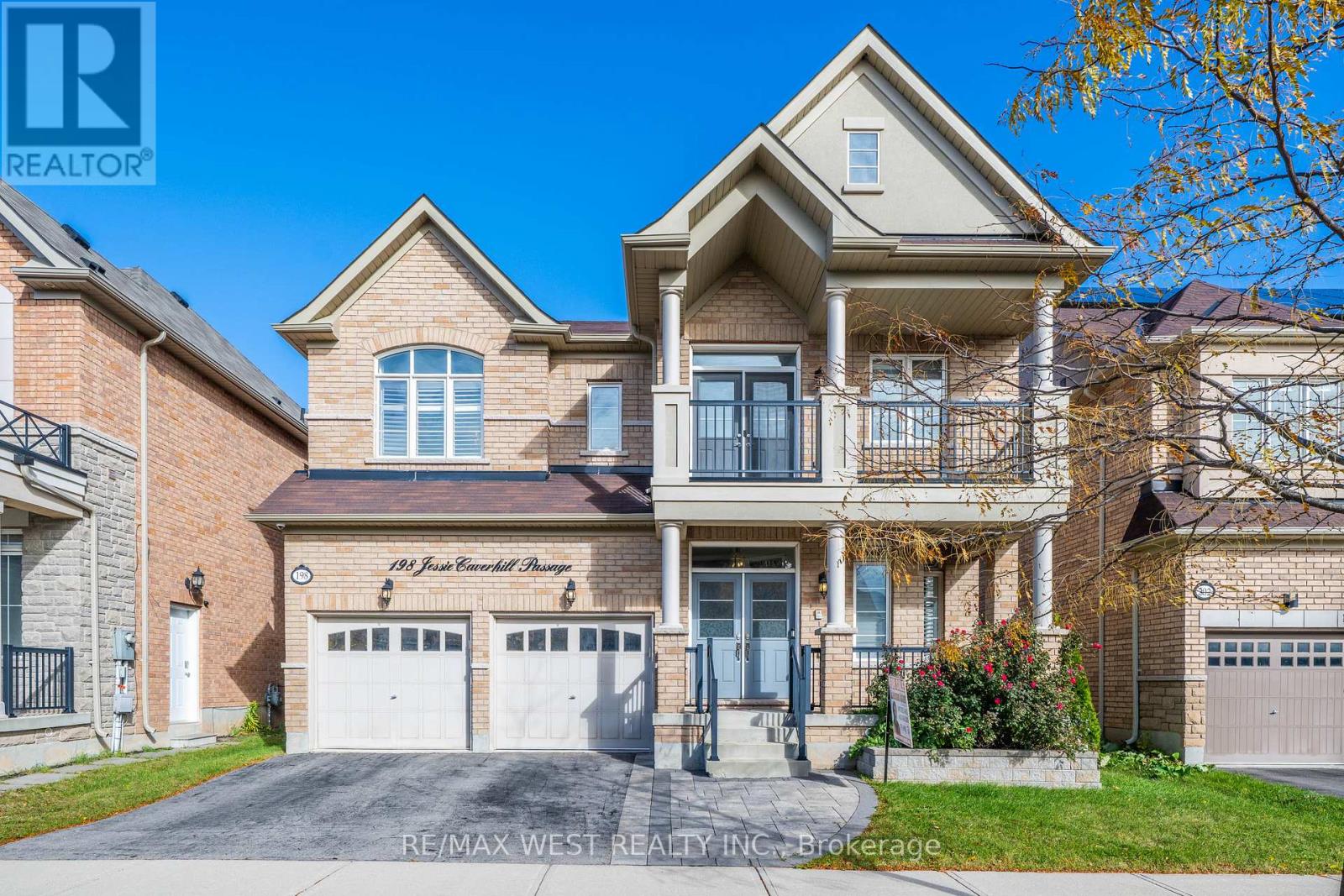 198 Jessie Caverhill Pass, Oakville, Ontario  L6M 0Z6 - Photo 2 - W12521460