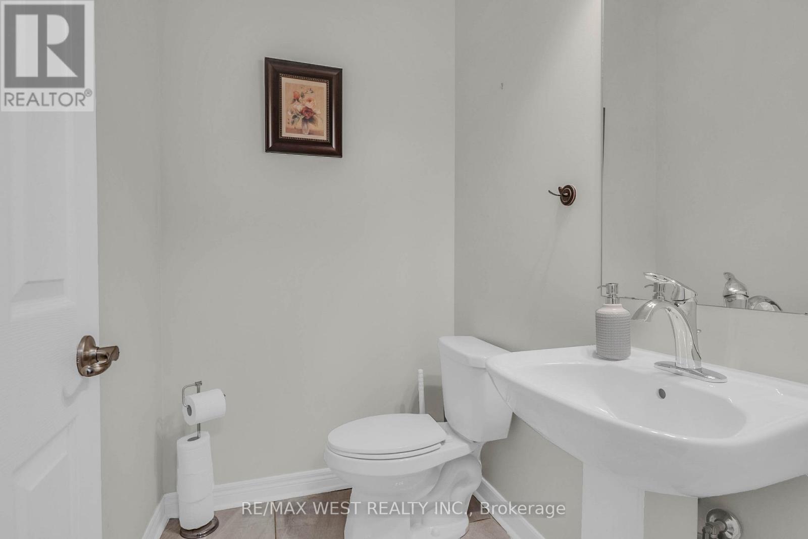 198 Jessie Caverhill Pass, Oakville, Ontario  L6M 0Z6 - Photo 22 - W12521460