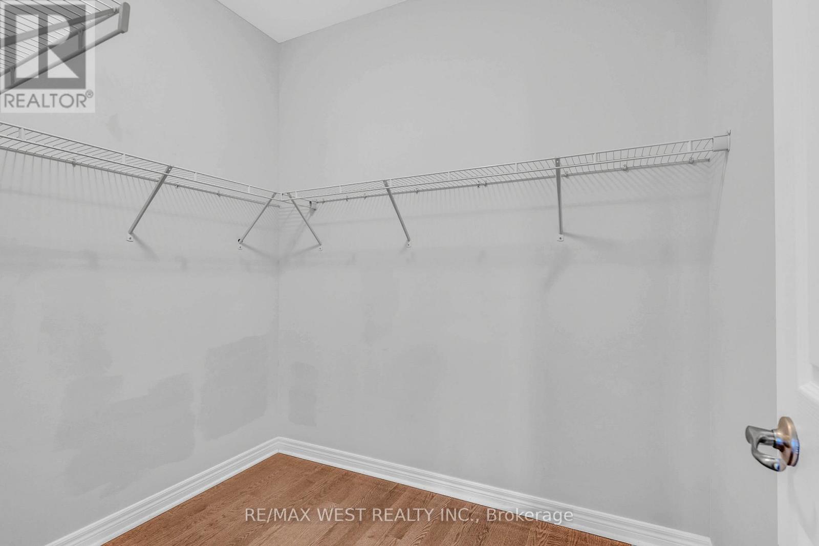 198 Jessie Caverhill Pass, Oakville, Ontario  L6M 0Z6 - Photo 27 - W12521460