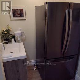 313 Murray Ross Parkway, Toronto, Ontario  M3J 3N8 - Photo 15 - W12521480