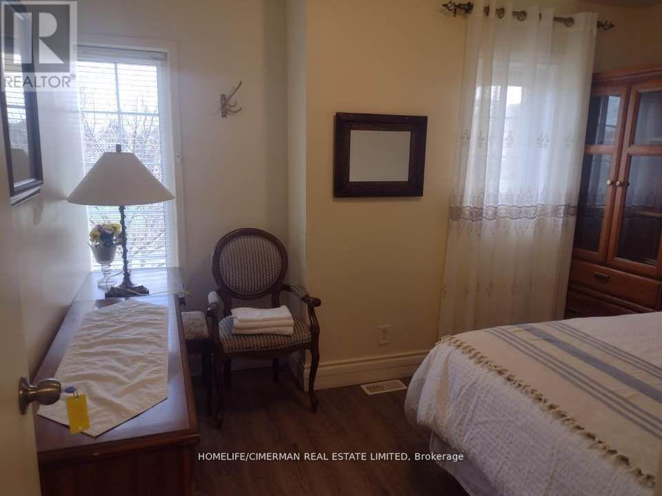 313 Murray Ross Parkway, Toronto, Ontario  M3J 3N8 - Photo 21 - W12521480