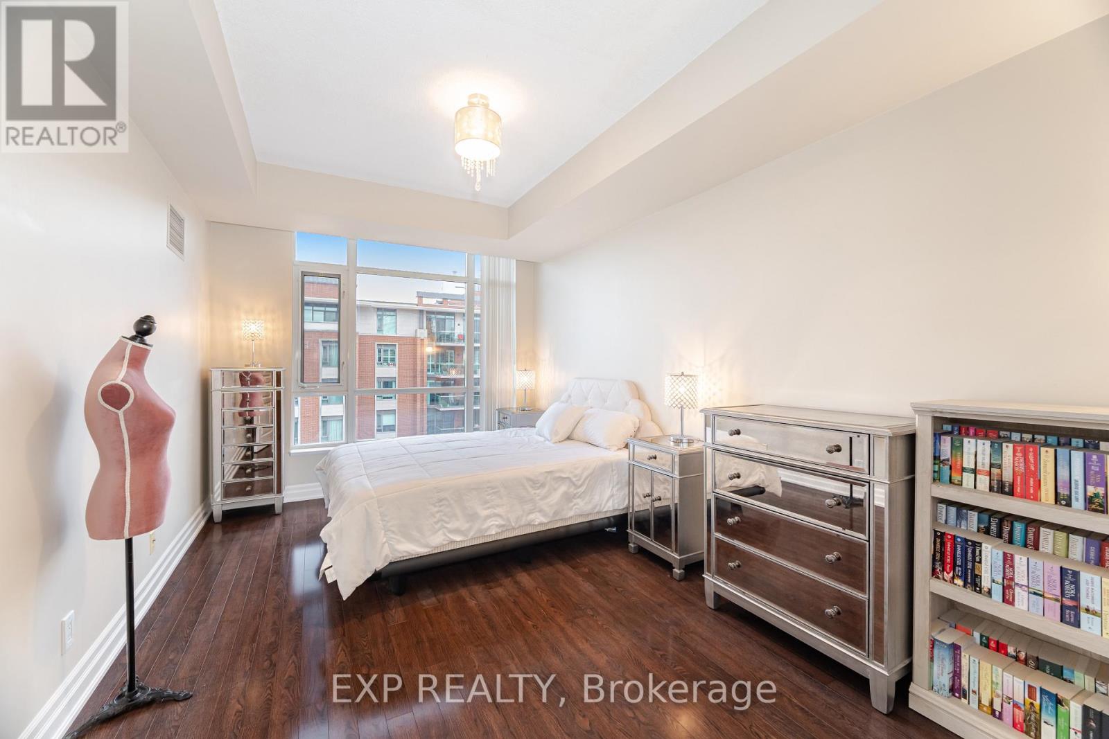 513 - 80 Port Street E, Mississauga, Ontario  L5G 4V6 - Photo 22 - W12521510