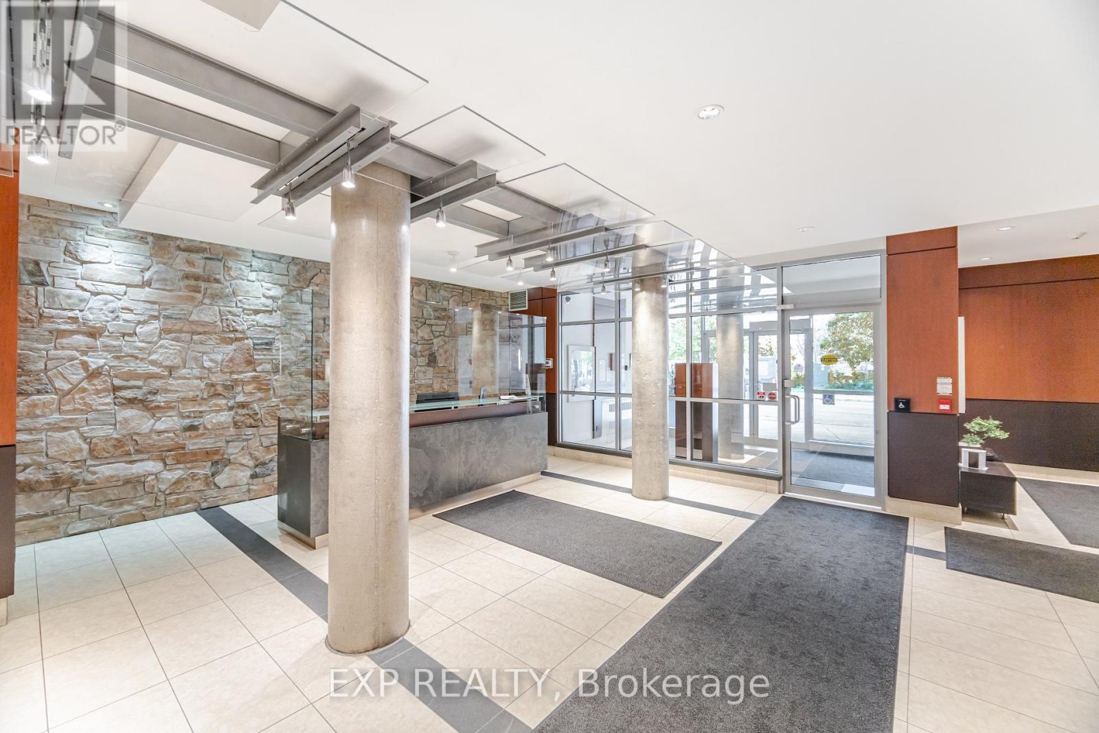 513 - 80 Port Street E, Mississauga, Ontario  L5G 4V6 - Photo 31 - W12521510