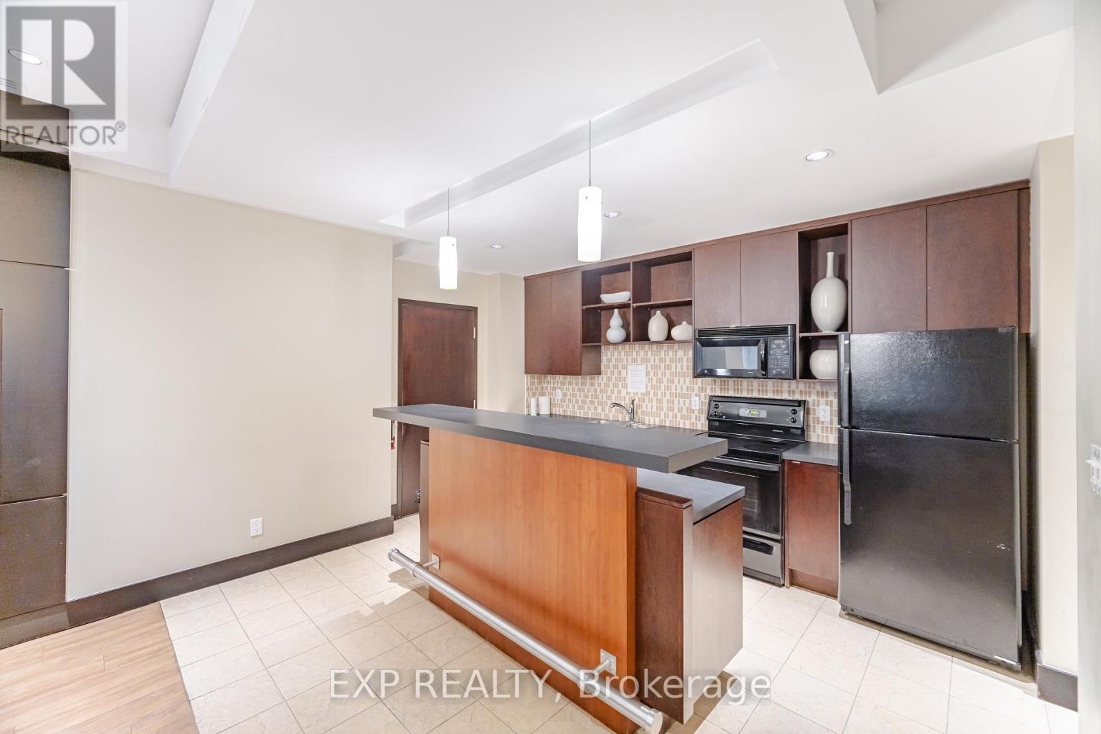 513 - 80 Port Street E, Mississauga, Ontario  L5G 4V6 - Photo 34 - W12521510