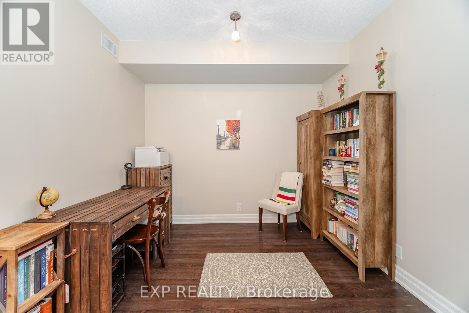 513 - 80 Port Street E, Mississauga, Ontario  L5G 4V6 - Photo 7 - W12521510