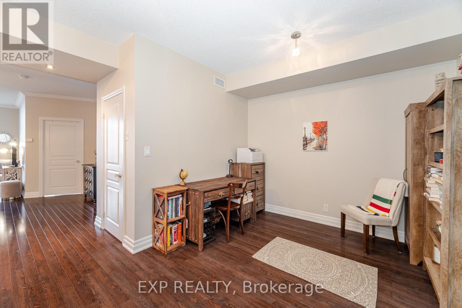 513 - 80 Port Street E, Mississauga, Ontario  L5G 4V6 - Photo 9 - W12521510