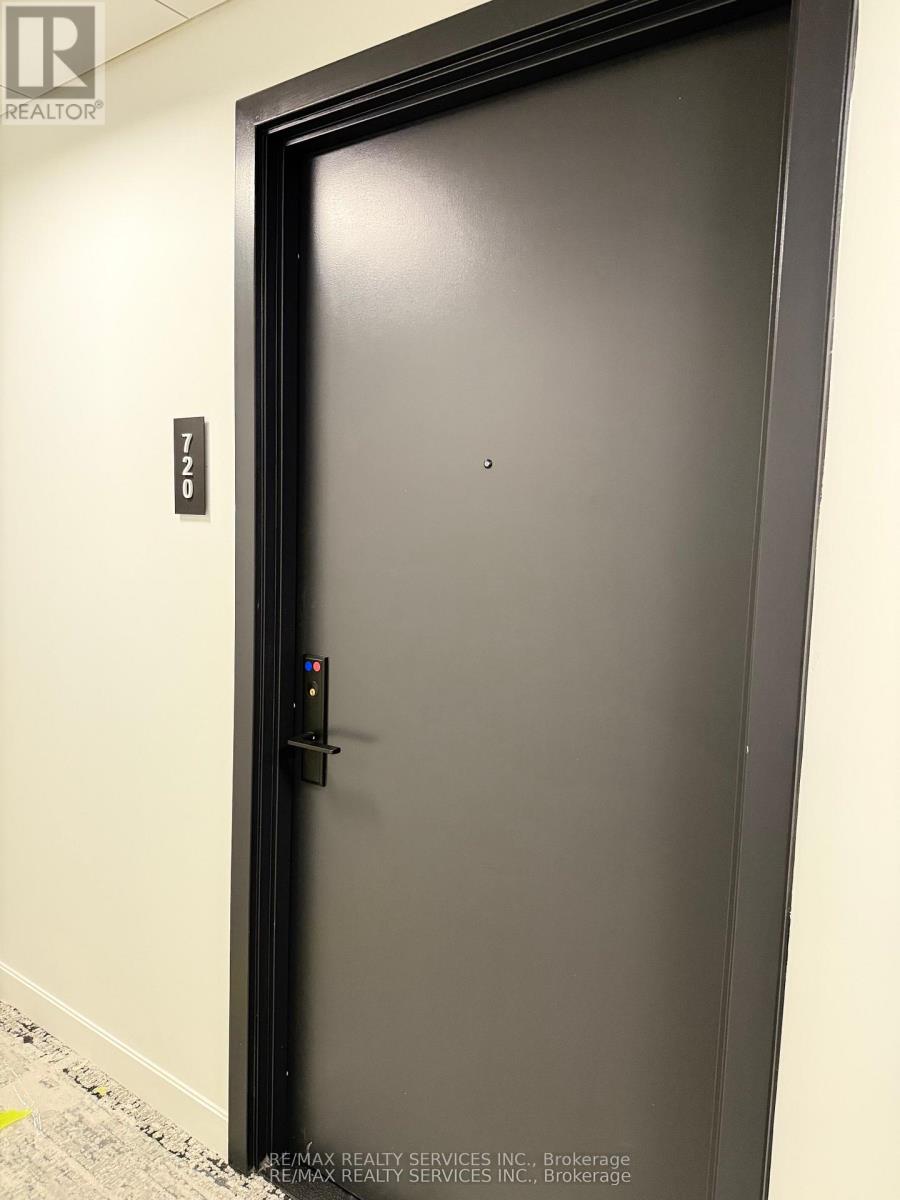 720 - 3009 Novar Road, Mississauga, Ontario  L5B 1H7 - Photo 10 - W12521548