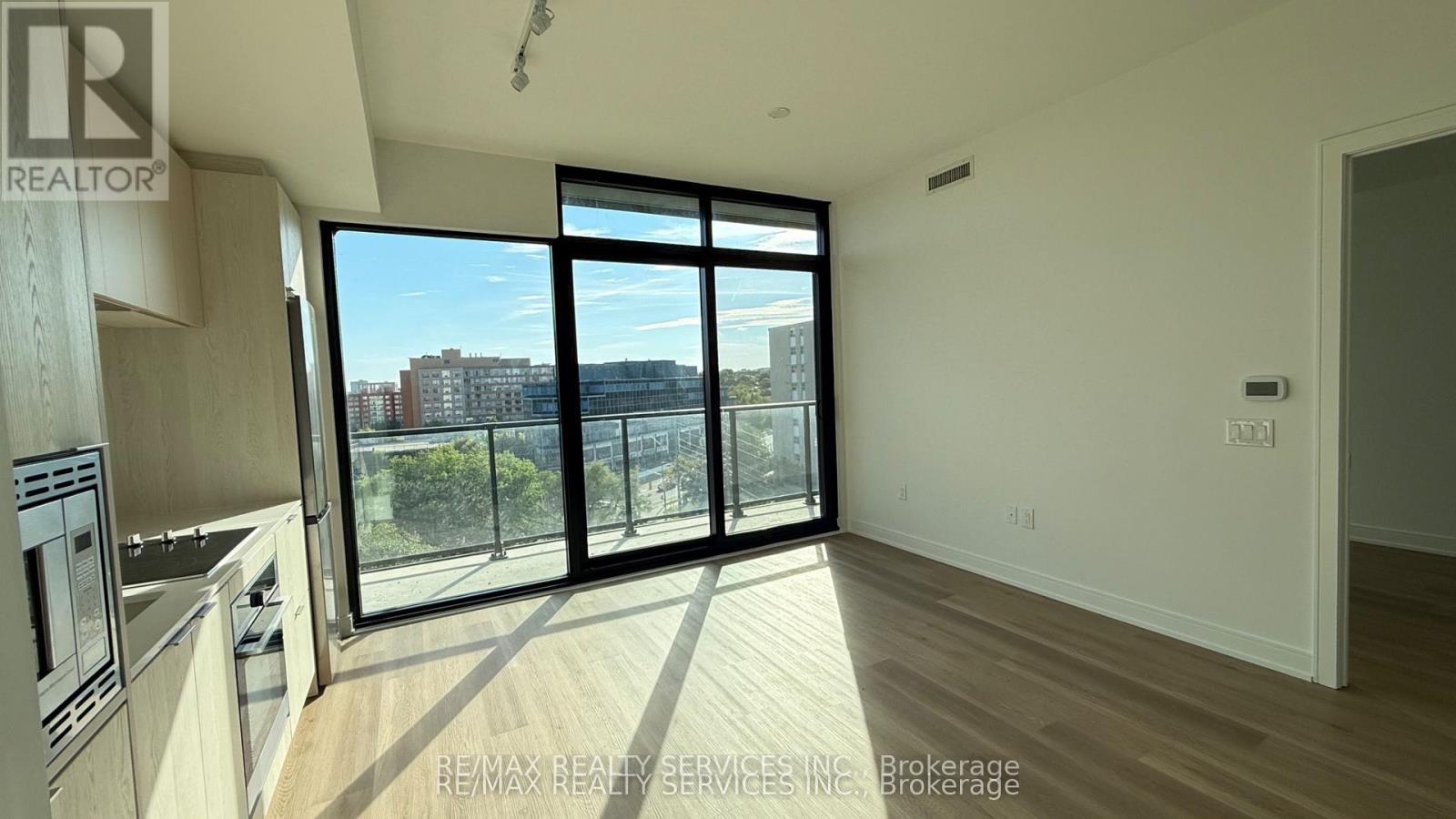 720 - 3009 Novar Road, Mississauga, Ontario  L5B 1H7 - Photo 17 - W12521548