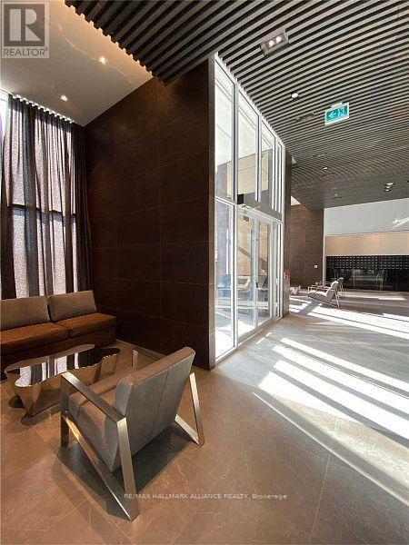 825 - 2485 Taunton Road, Oakville, Ontario  L6H 3R8 - Photo 2 - W12521554