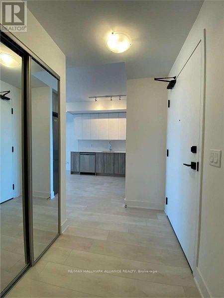 825 - 2485 Taunton Road, Oakville, Ontario  L6H 3R8 - Photo 6 - W12521554