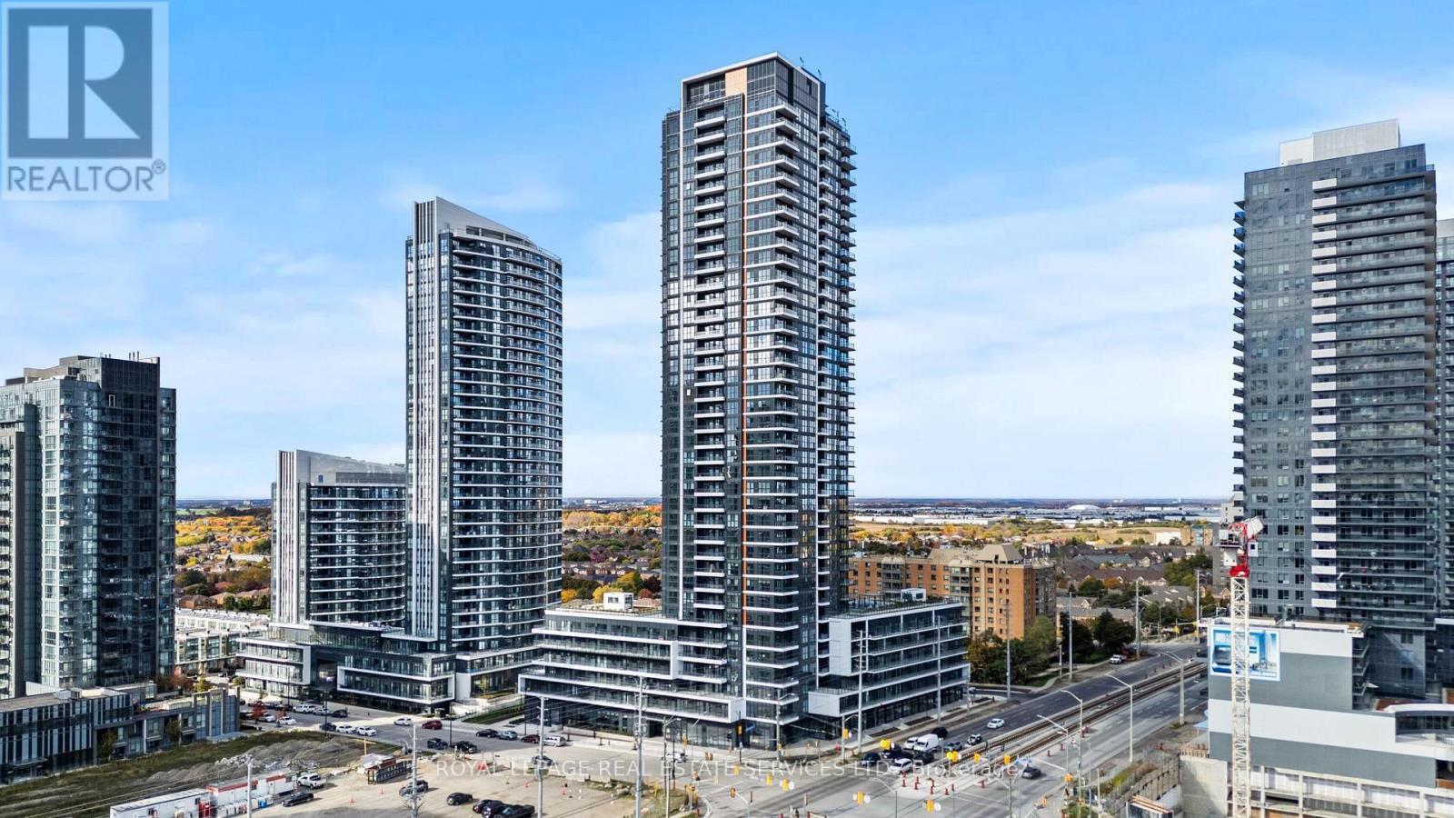 810 - 15 WATERGARDEN DRIVE, Mississauga, Ontario