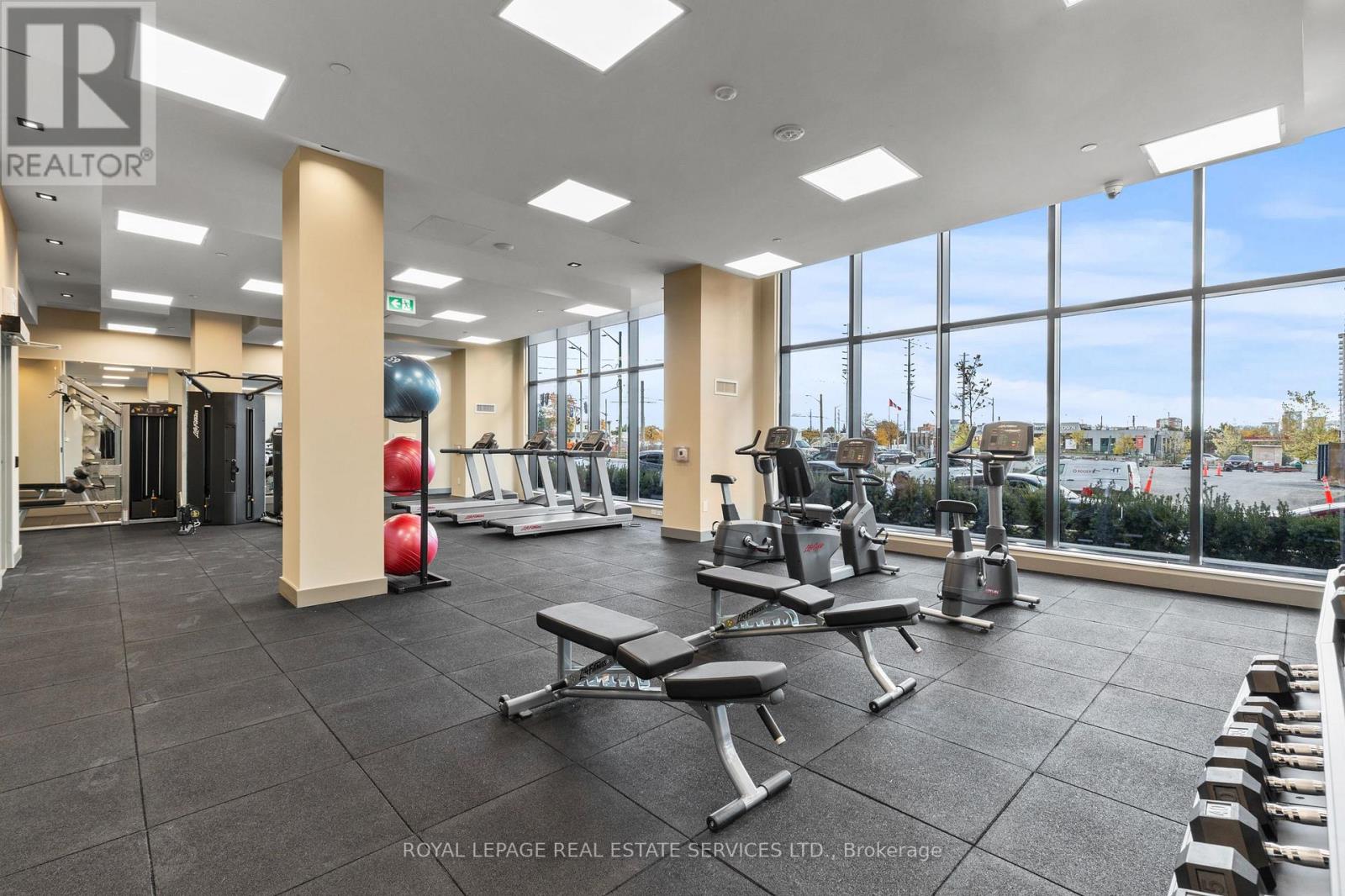 810 - 15 Watergarden Drive, Mississauga, Ontario  L5N 1H1 - Photo 22 - W12521612