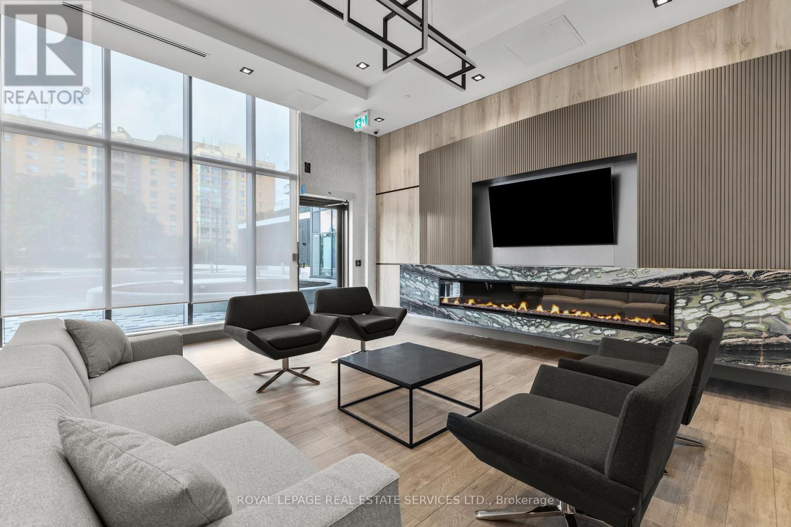 810 - 15 Watergarden Drive, Mississauga, Ontario  L5N 1H1 - Photo 23 - W12521612