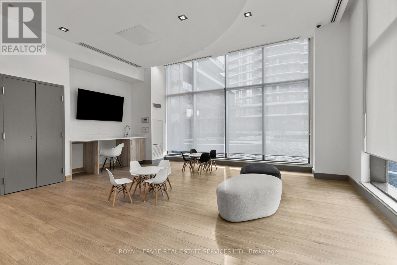 810 - 15 Watergarden Drive, Mississauga, Ontario  L5N 1H1 - Photo 27 - W12521612