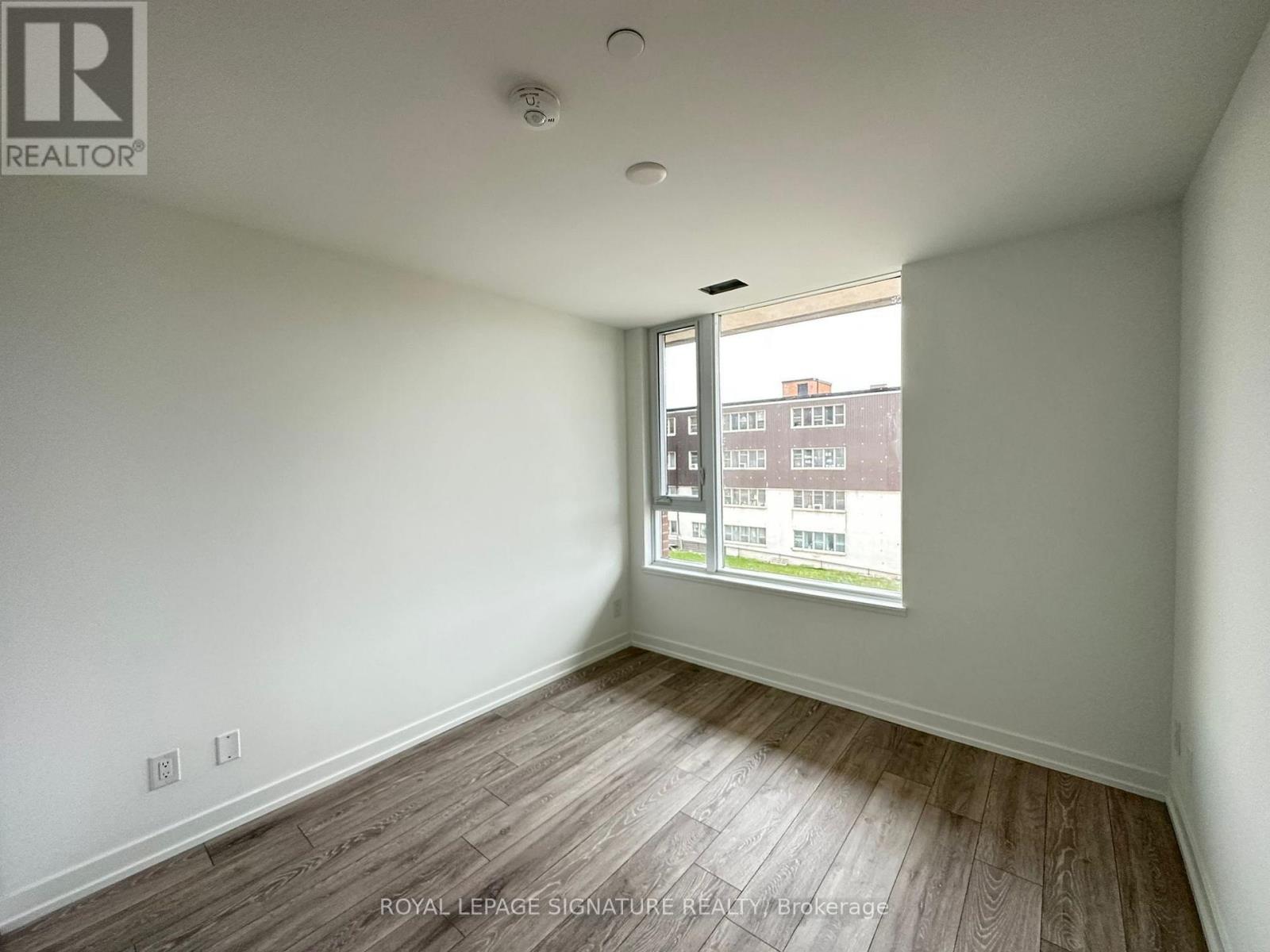 211 - 11 Maryport Avenue, Toronto, Ontario  M3M 0E2 - Photo 6 - W12521684